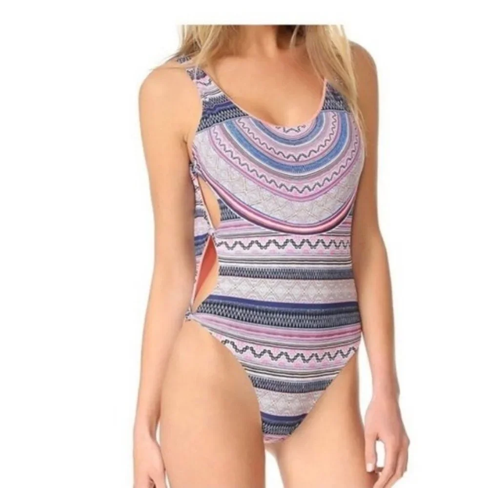 Red Carter Cali Knotted Side Maillot 1-Piece NWOT - Picture 2 of 10